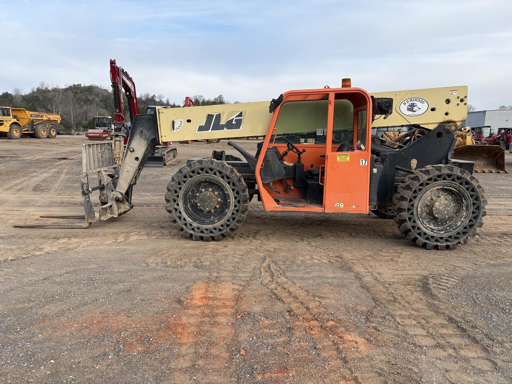 2015 JLG G9-43A in Lynchburg, VA