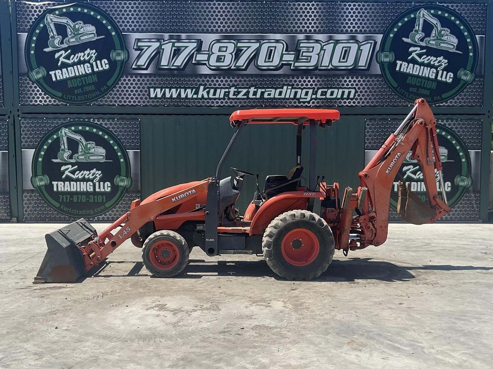 2014 KUBOTA L45 in Littlestown, PA