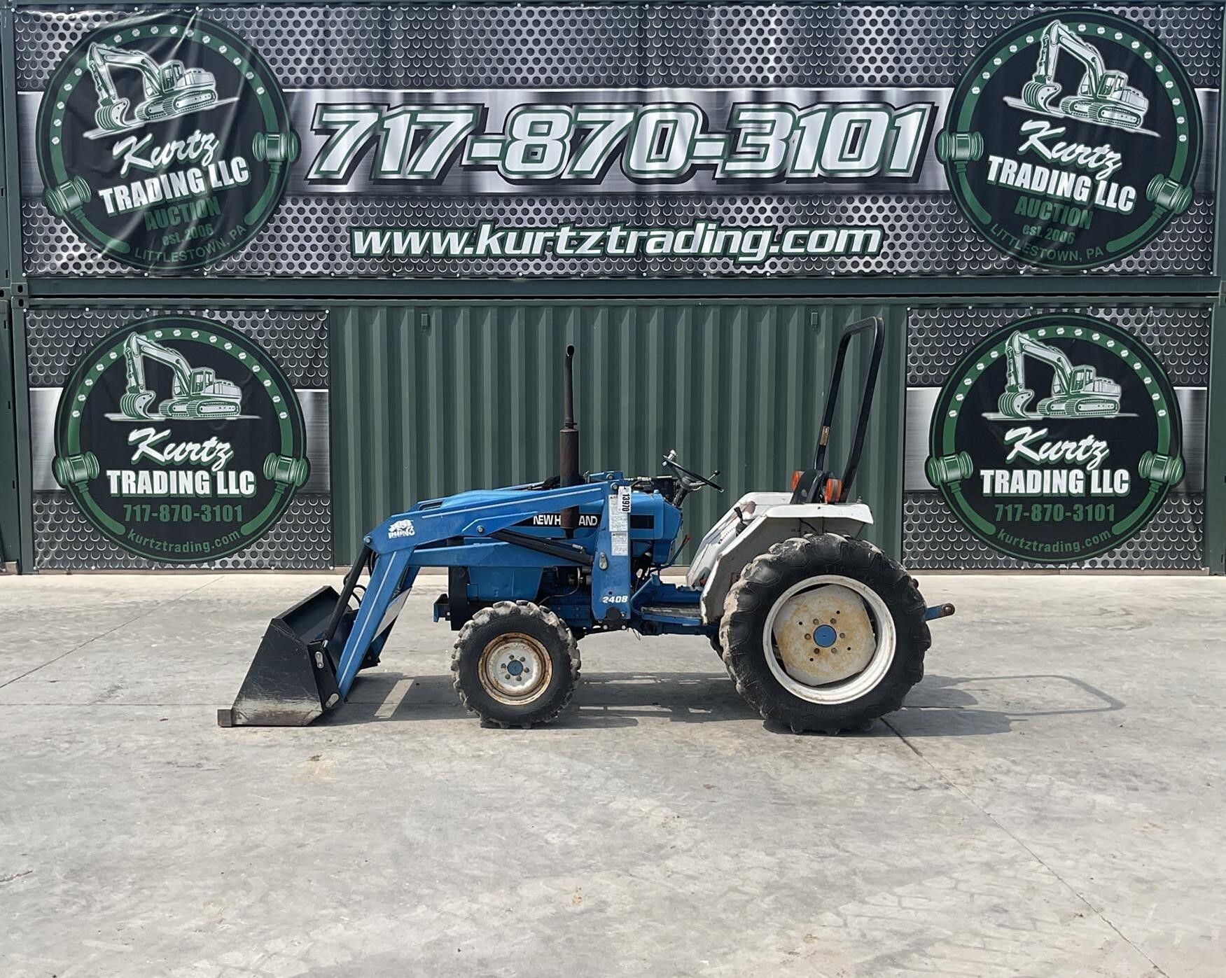 1997 NEW HOLLAND 1715 in Littlestown, PA