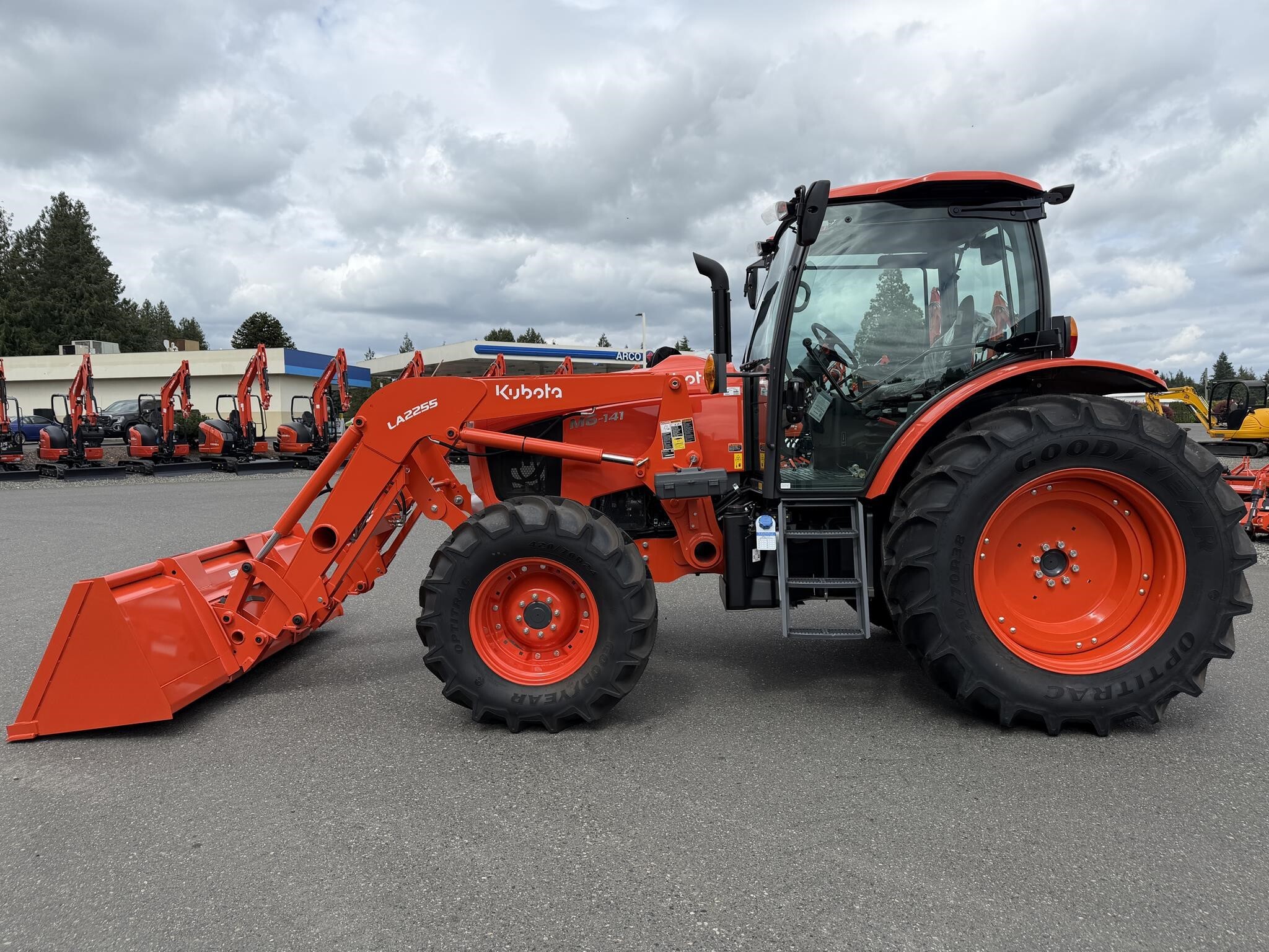 2025 KUBOTA M6-141 in Lynden, WA