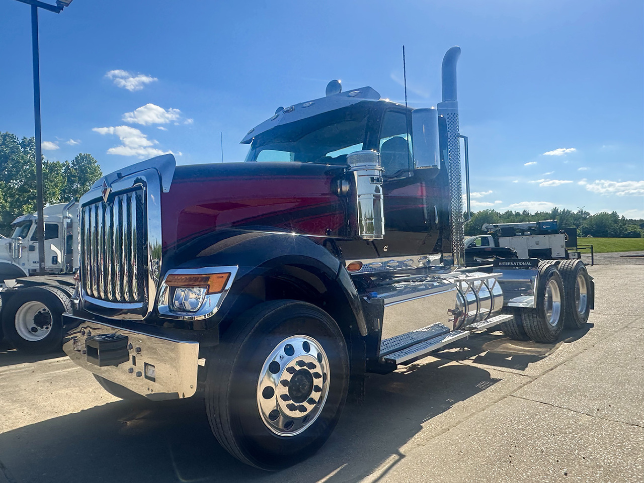 2027 INTERNATIONAL HX 520 in Columbus, MS