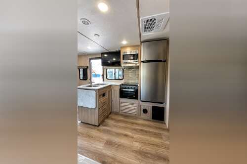 2021 Coachmen Freedom Express 238 BHS in reno NV