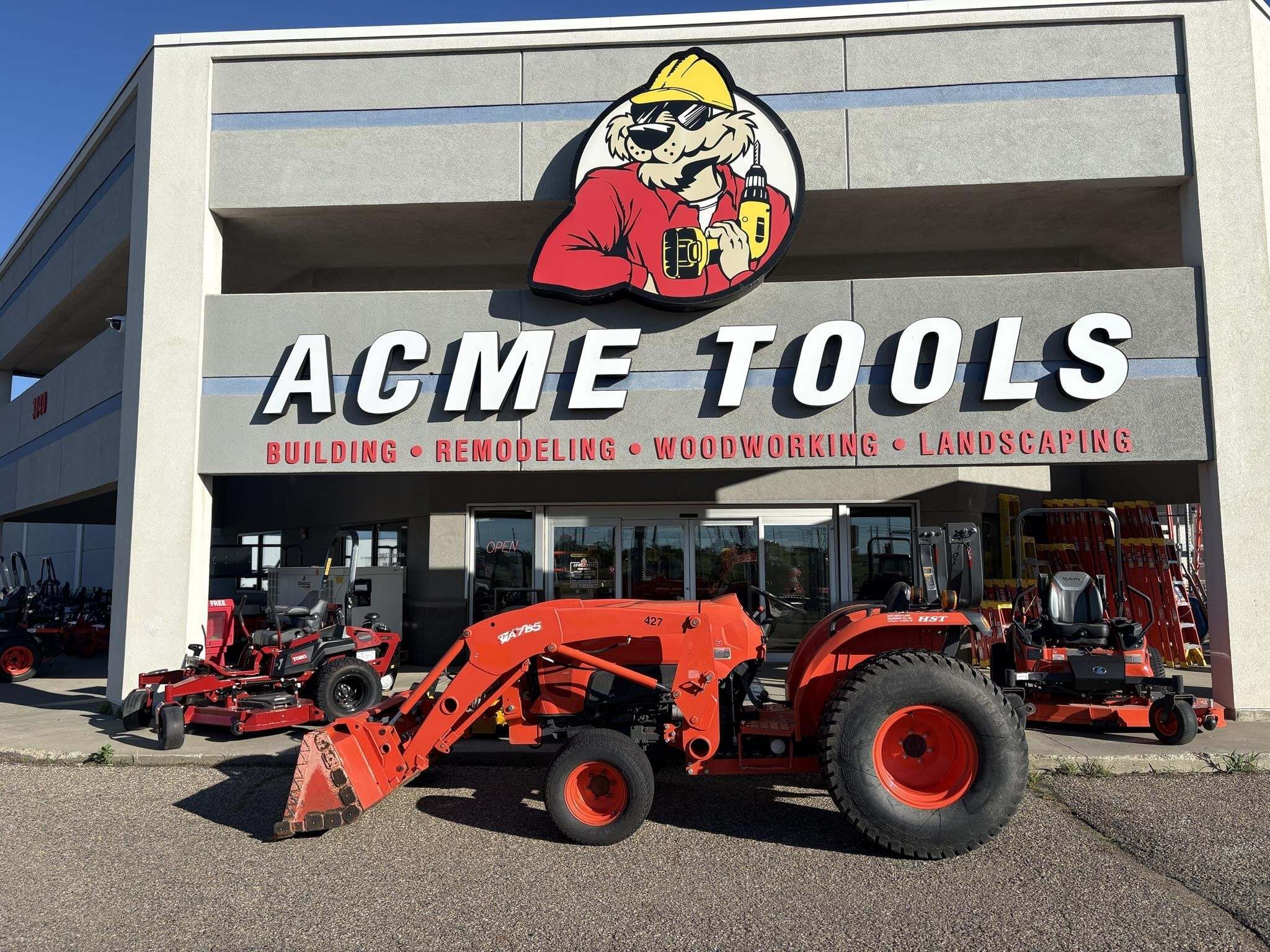 2015 KUBOTA L4701HST in Bismarck, ND