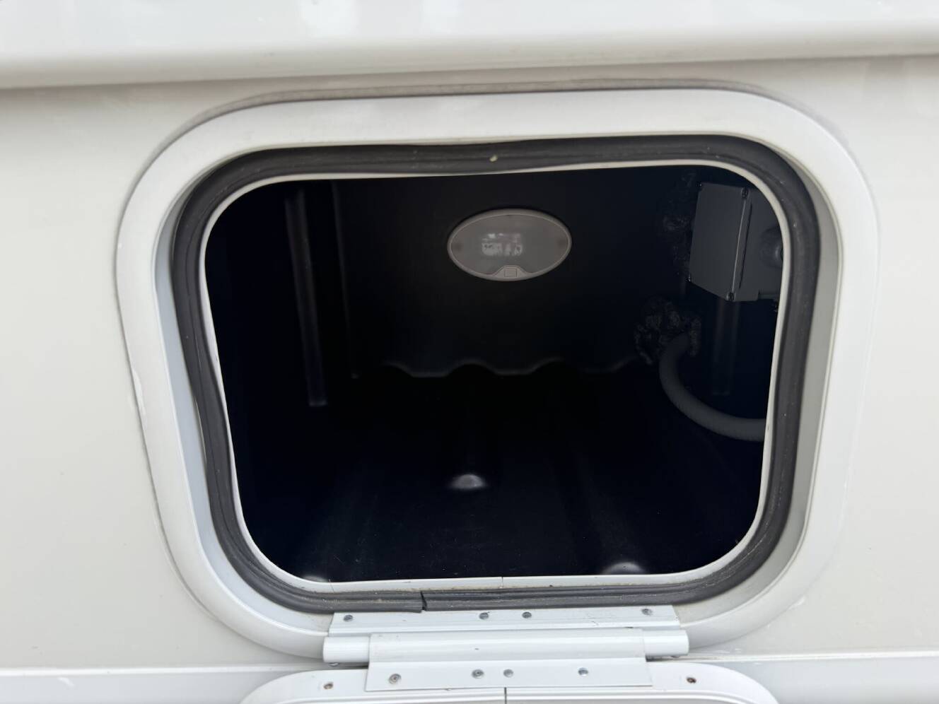 A photo of this 2023 Thor Axis 24.3