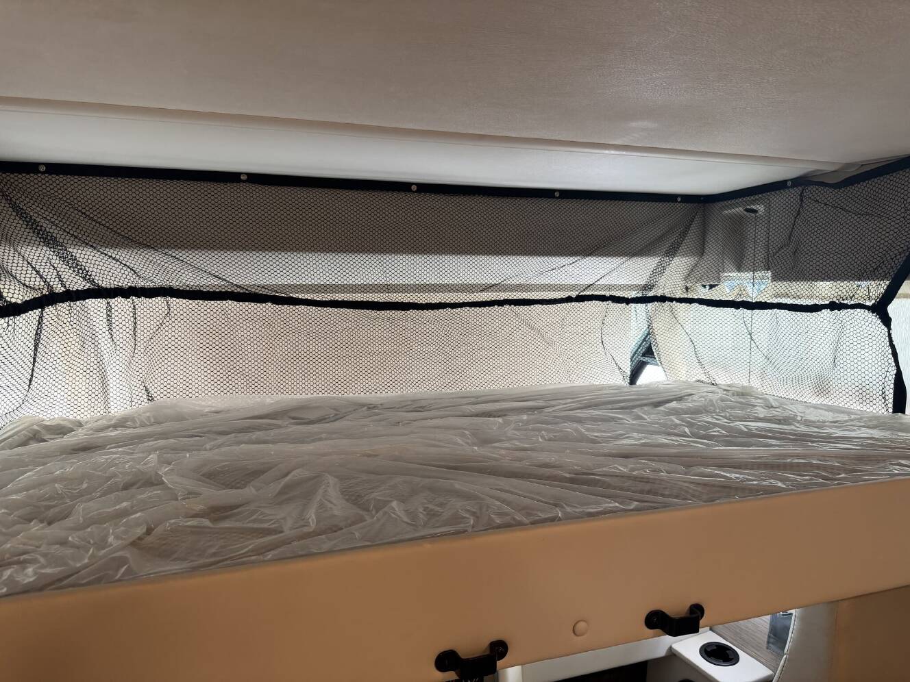 A photo of this 2023 Thor Axis 24.3