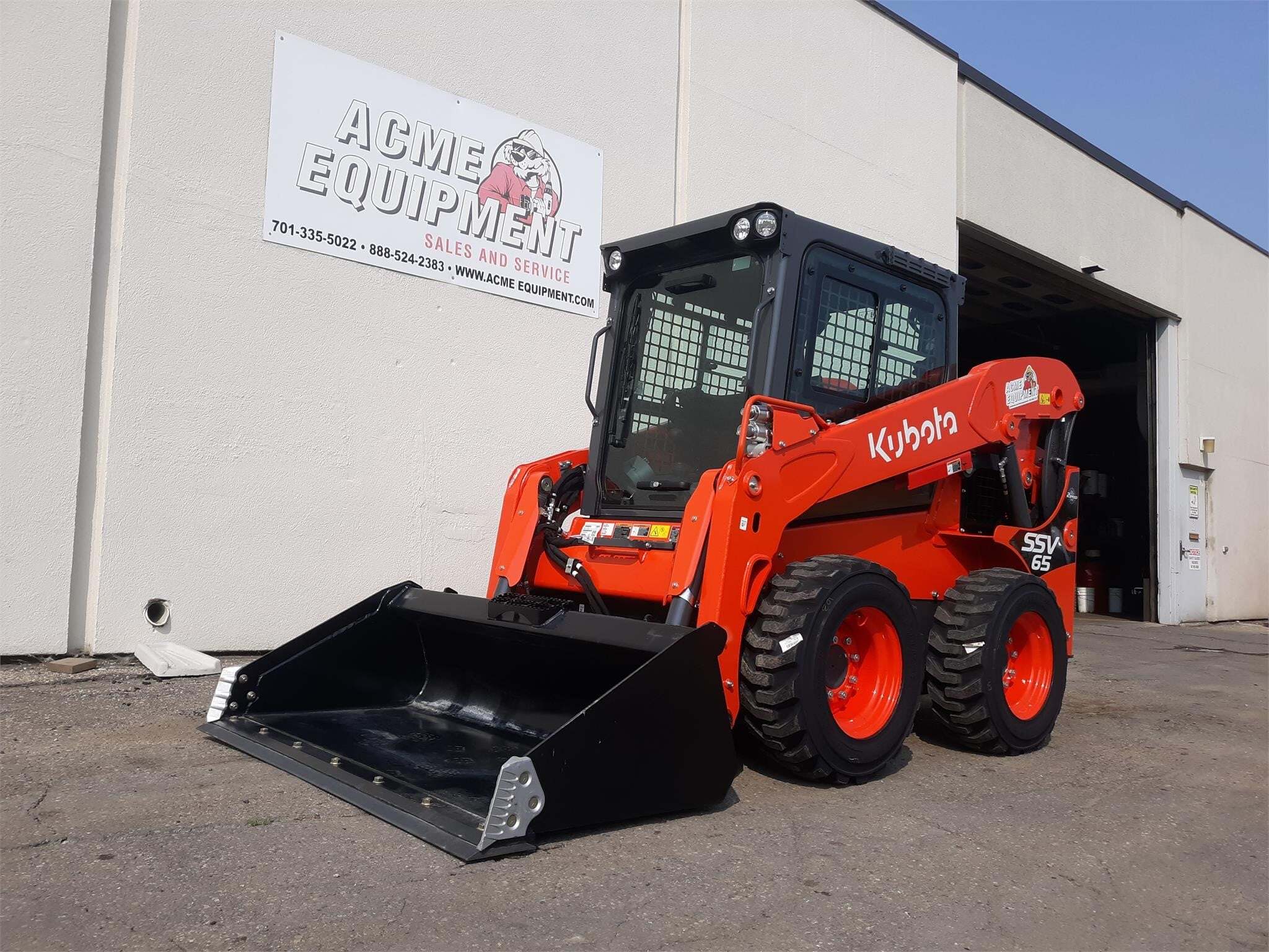 KUBOTA SSV65 in Grand Forks, ND