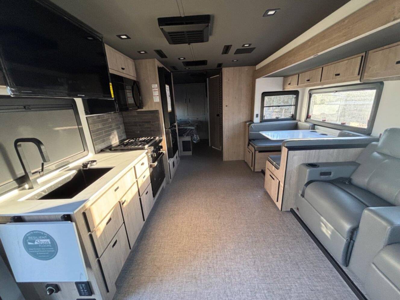 A photo of this 2026 Grand Design Lineage Series F 31ZW
