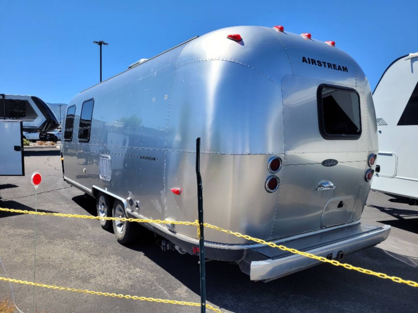A photo of this 2006 Airstream Safari 25SS