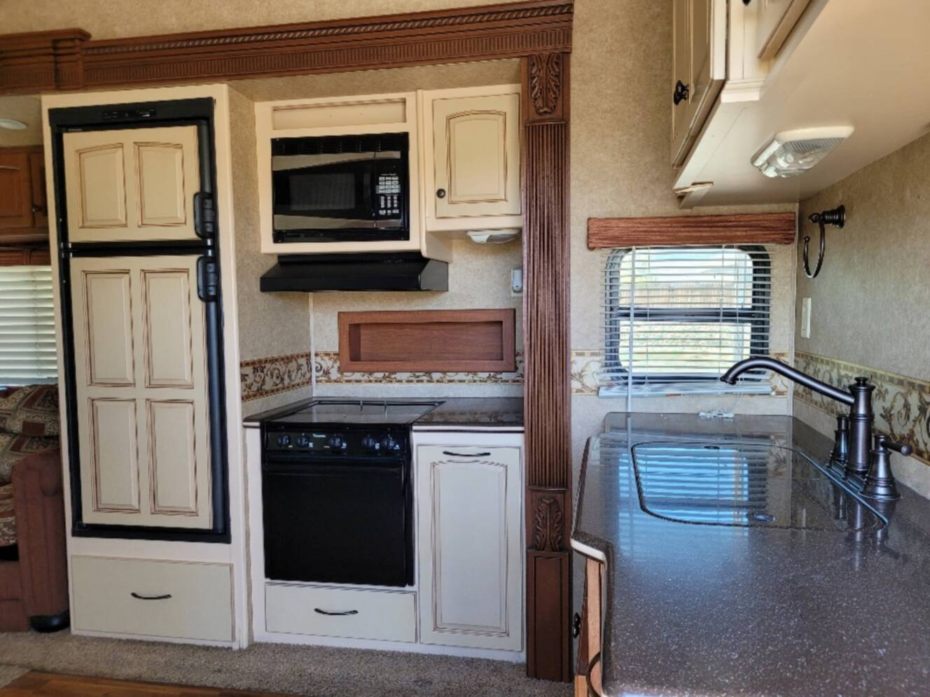 A photo of this 2011 Heartland Big Country BC 3250TS