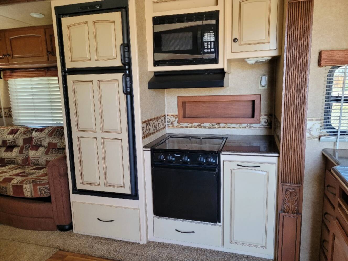 A photo of this 2011 Heartland Big Country BC 3250TS