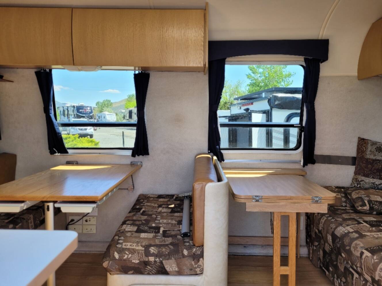 A photo of this 2006 Airstream Safari 25SS