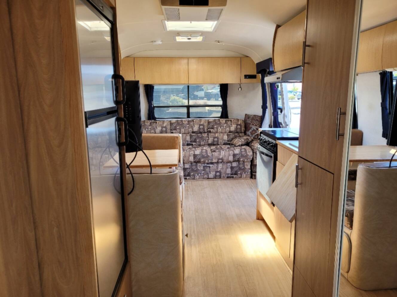 A photo of this 2006 Airstream Safari 25SS