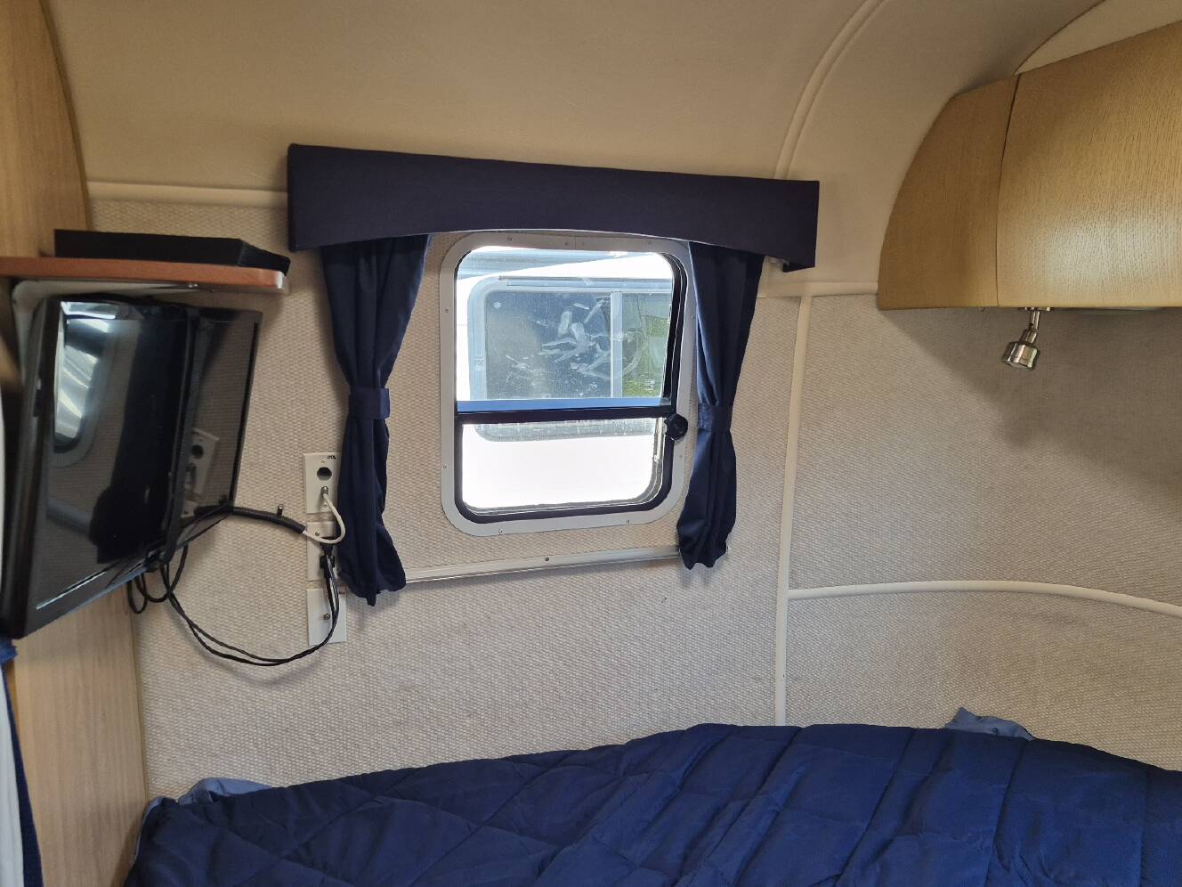 A photo of this 2006 Airstream Safari 25SS