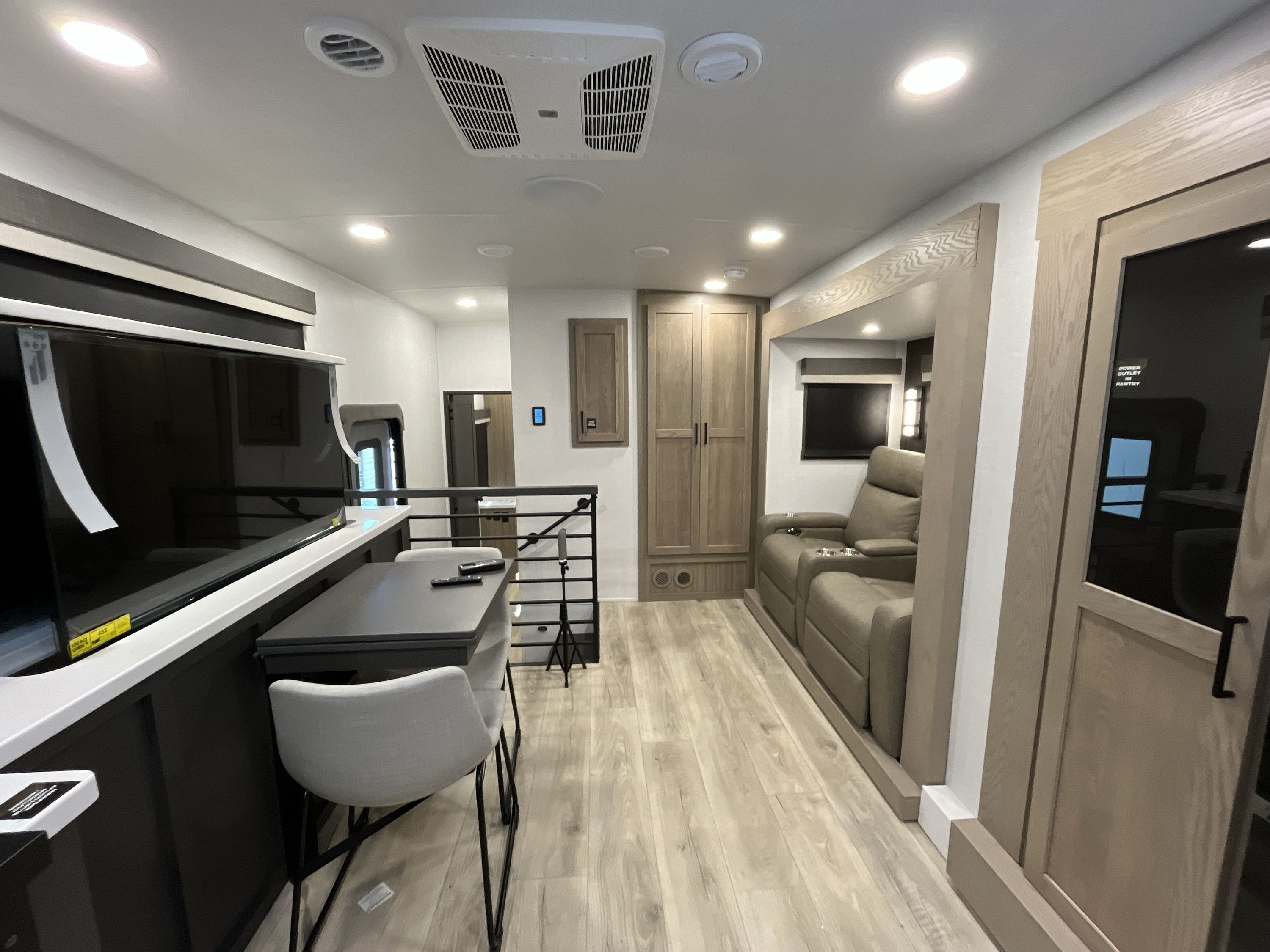 2026 Forest River ROCKWOOD SIGNATURE 290SFK in morgan hill CA