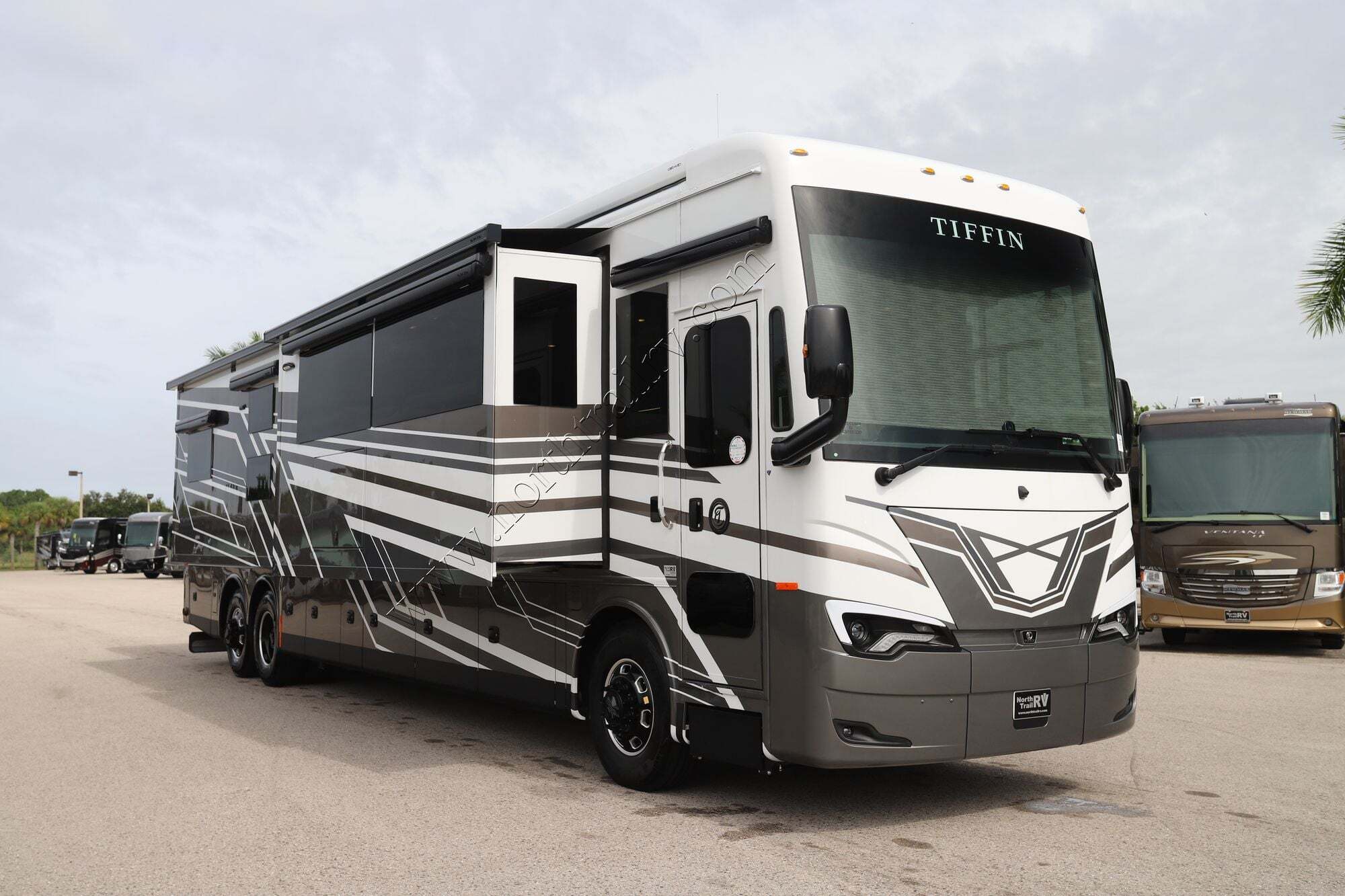 2026 Tiffin Motor Homes Allegro Bus 45BP in ft. myers FL