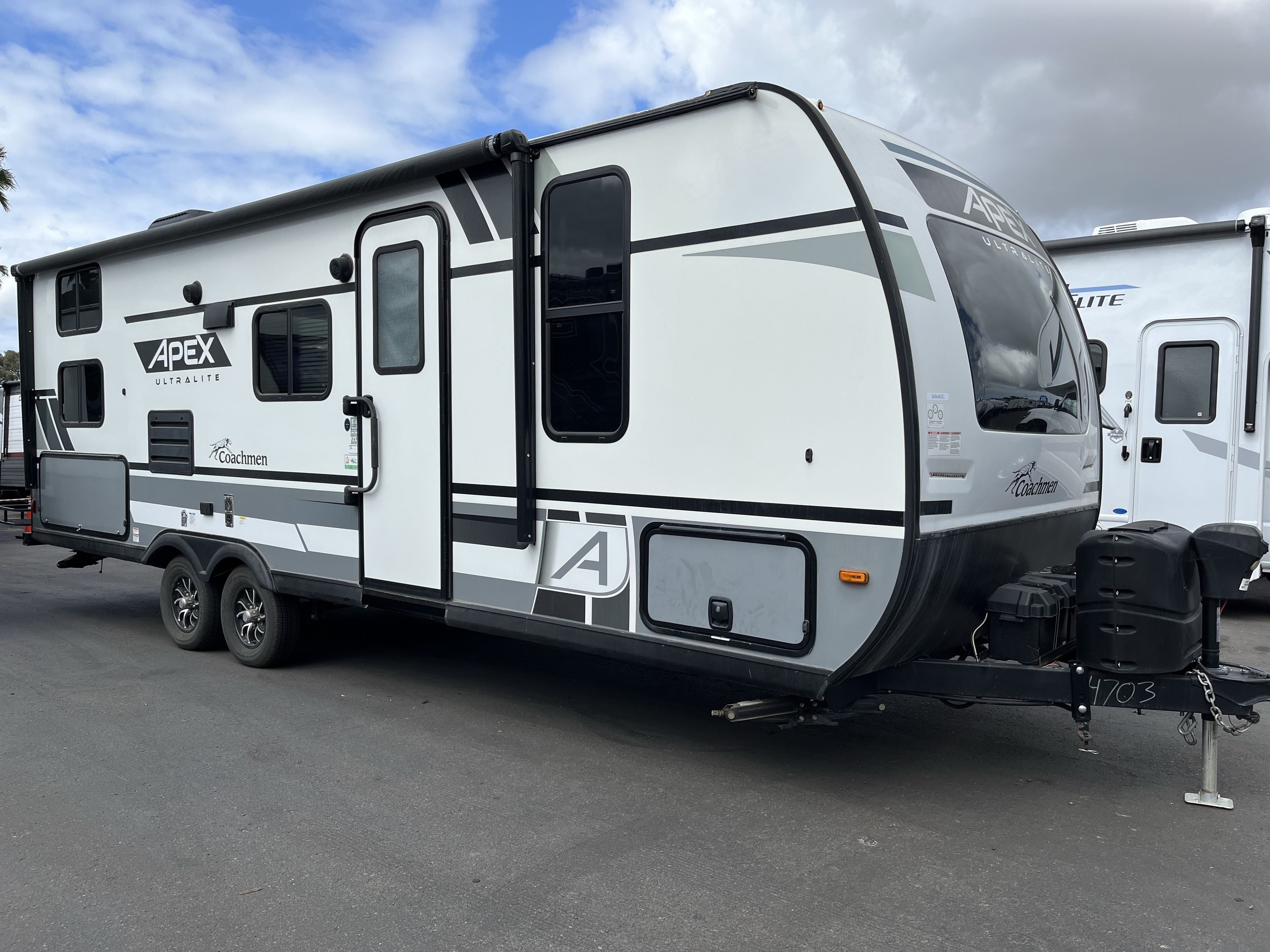 2022 Coachmen APEX 245BHS in san diego CA