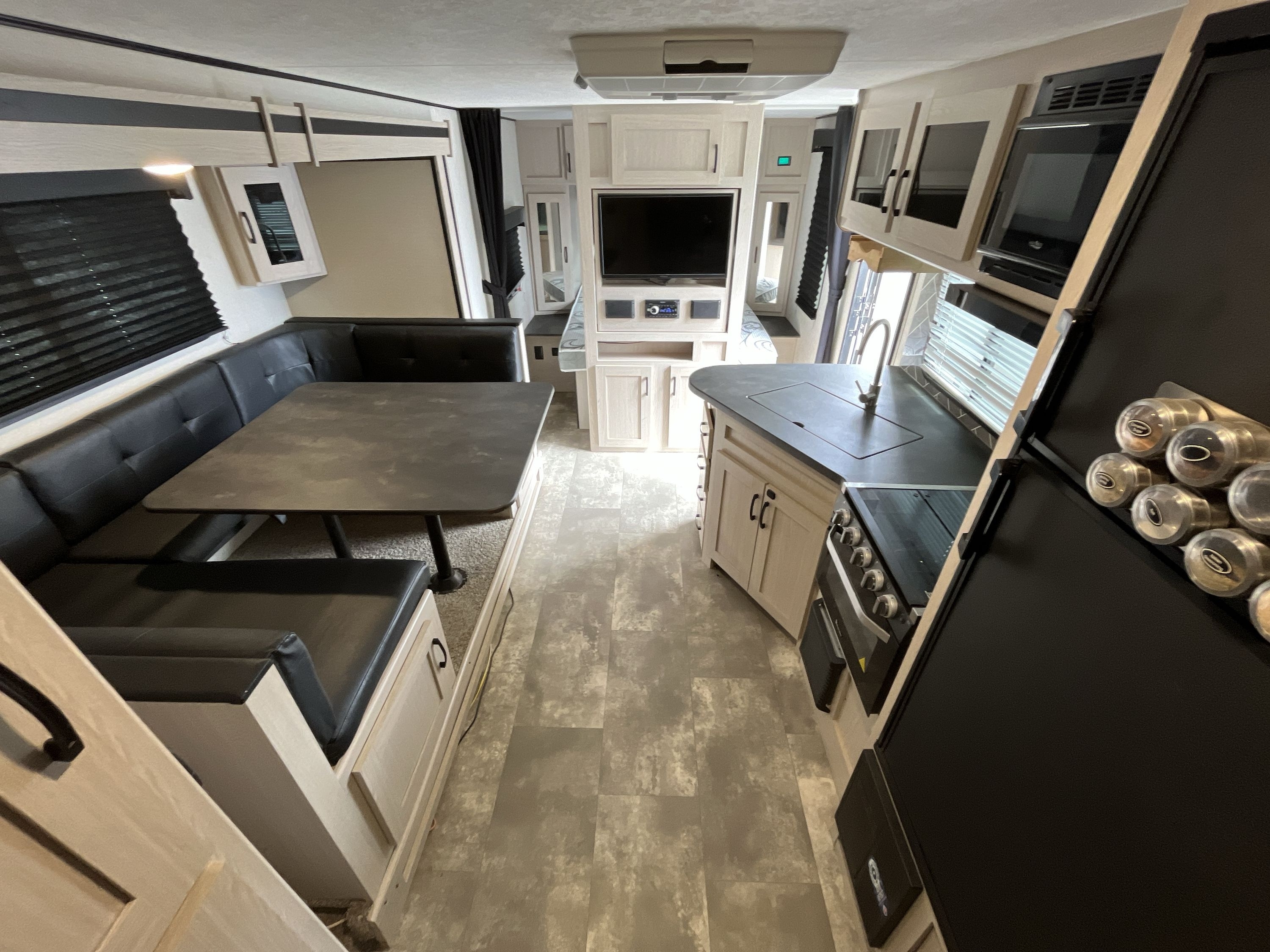 2022 Coachmen APEX 245BHS in san diego CA