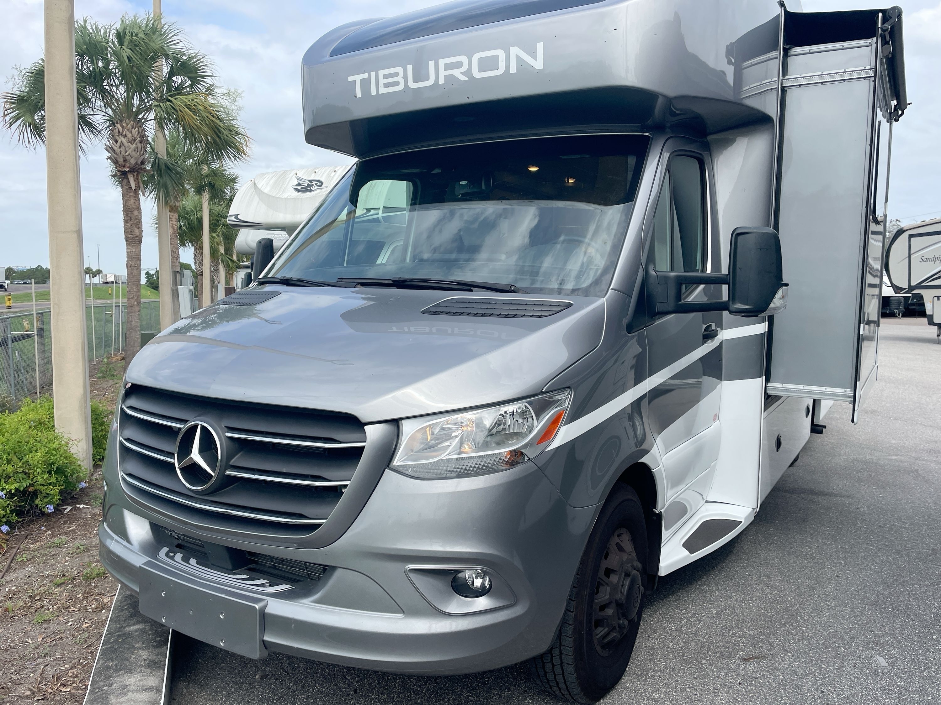 2025 Thor TIBURON 24XL in dover FL