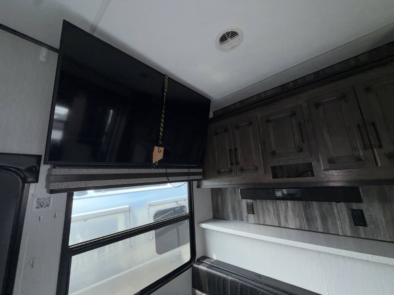 A photo of this 2021 Heartland CYCLONE 4007
