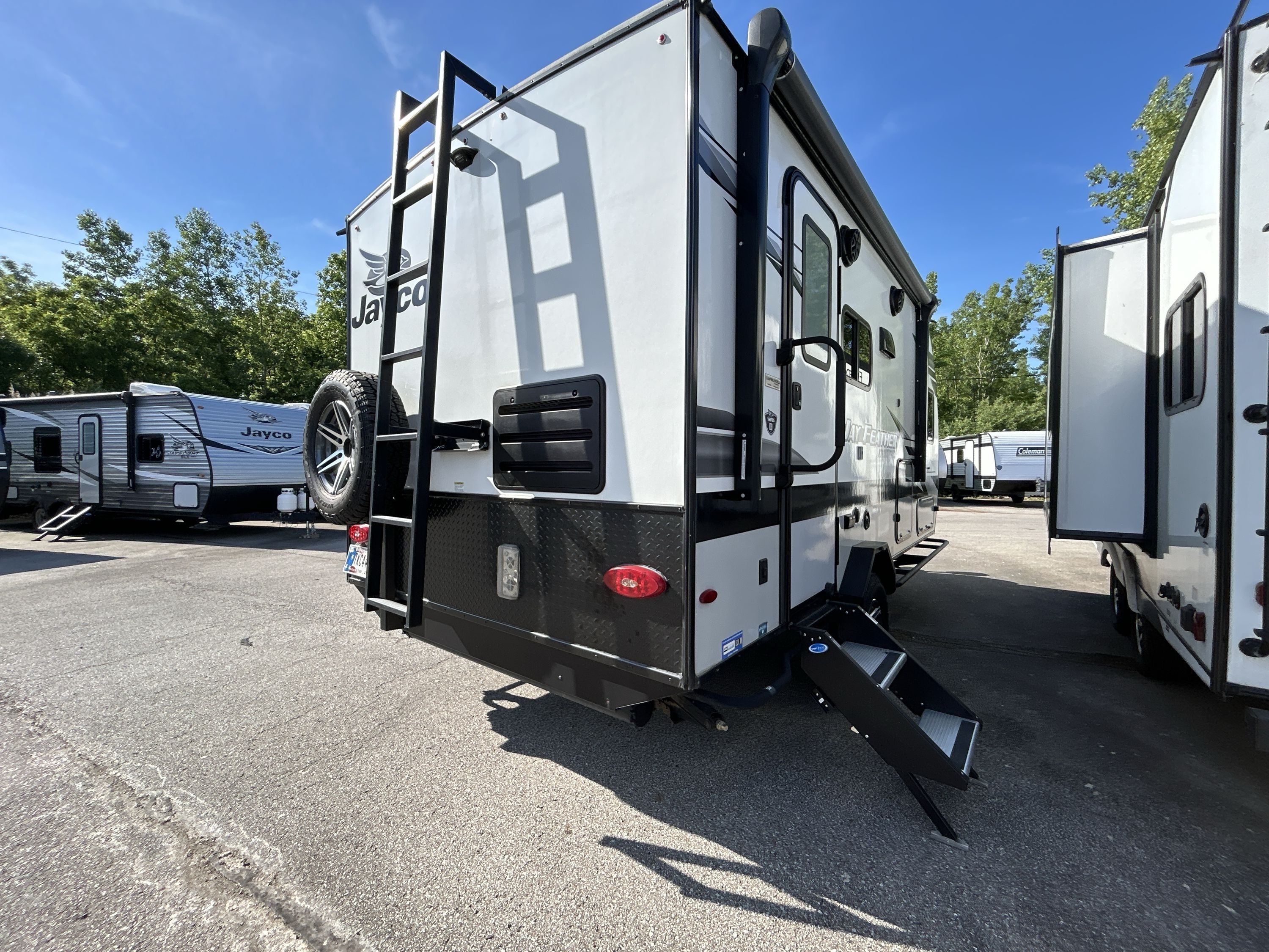 2022 Jayco JAY FEATHER MICRO 166FBS in greenfield IN