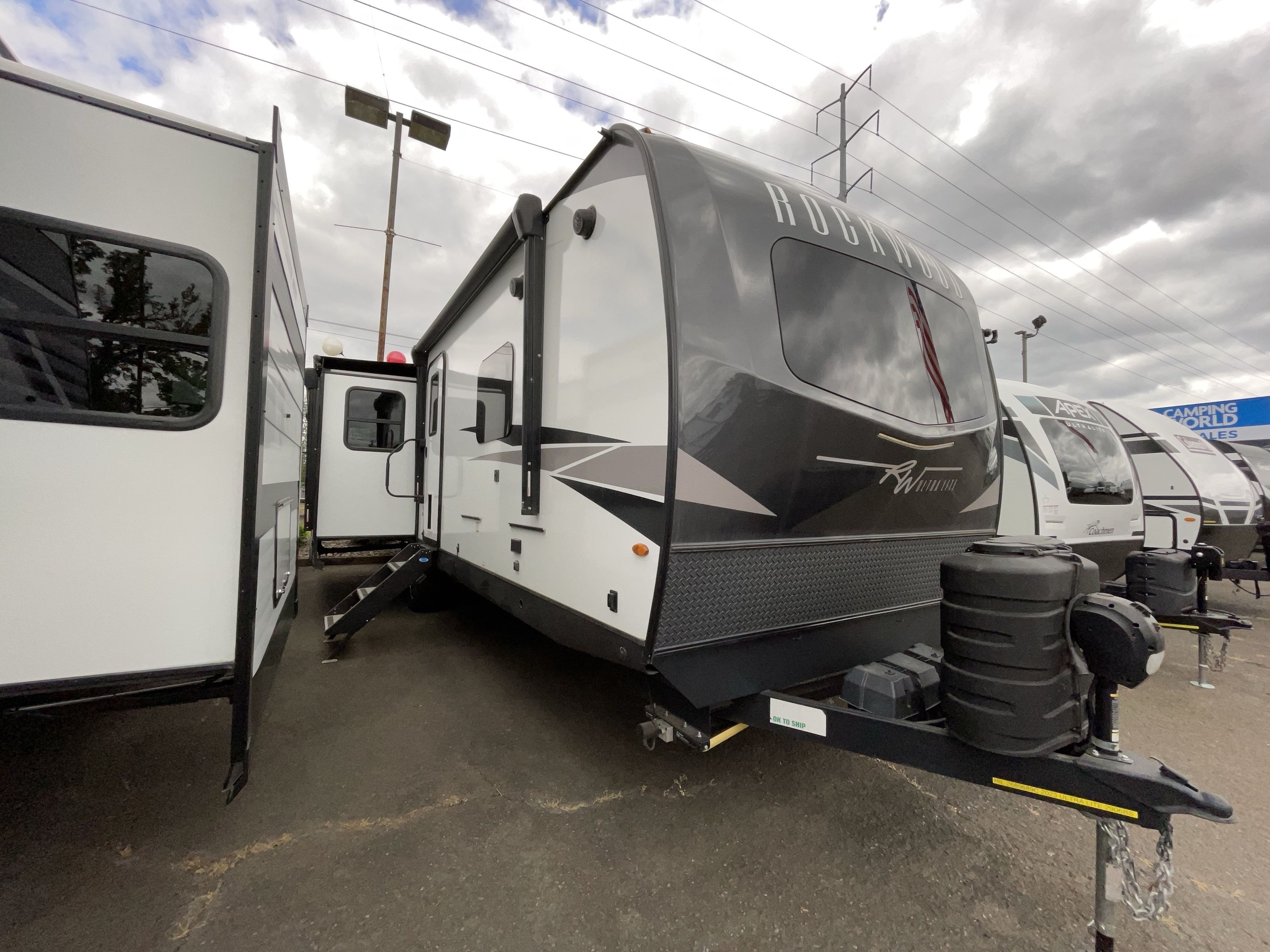 2023 Forest River ROCKWOOD ULTRA LITE 2906BS RV