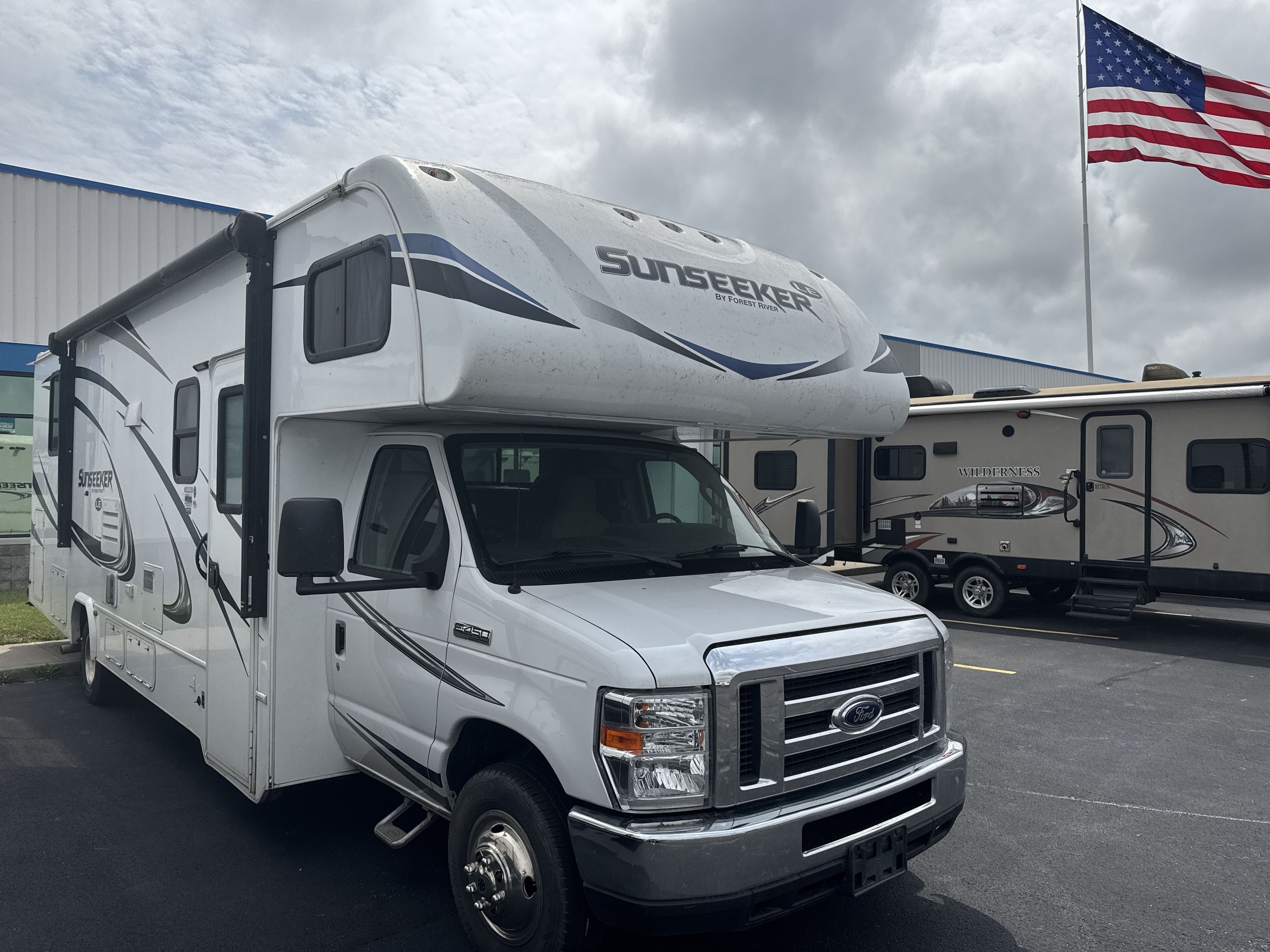 2018 Forest River SUNSEEKER 2850SF RV