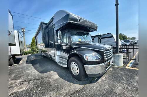 2026 Jayco SENECA 37L in berkley MA