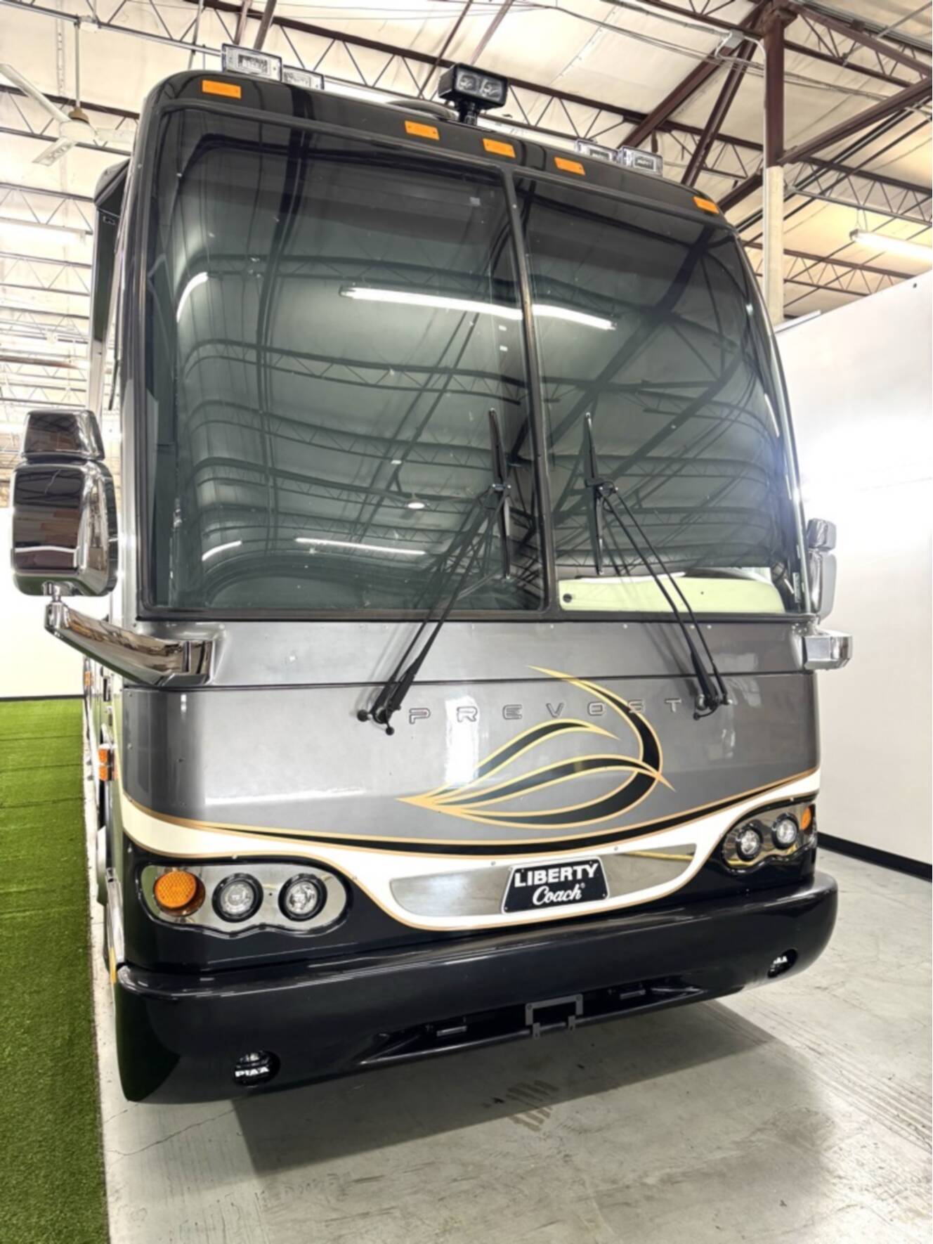 A photo of this 2005 Prevost LIBERTY ELEGANT LADY H 3 45 DOUBLE SLIDE