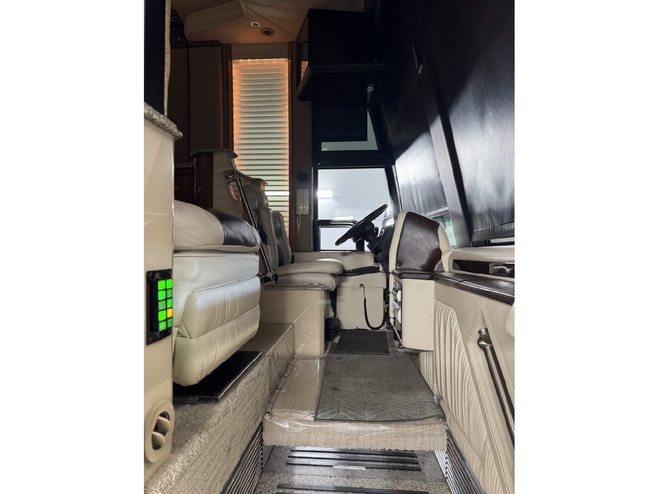 A photo of this 2005 Prevost LIBERTY ELEGANT LADY H 3 45 DOUBLE SLIDE