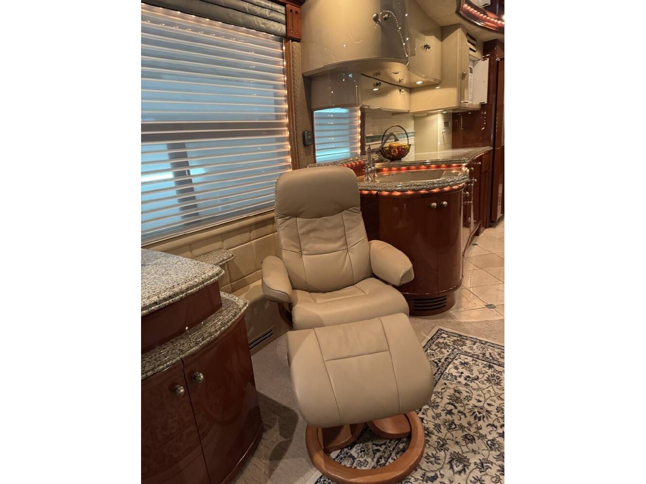A photo of this 2005 Prevost LIBERTY ELEGANT LADY H 3 45 DOUBLE SLIDE