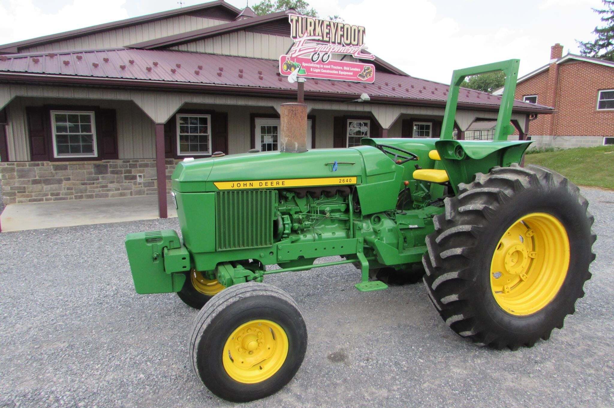 1980 JOHN DEERE 2640 in Chambersburg, PA