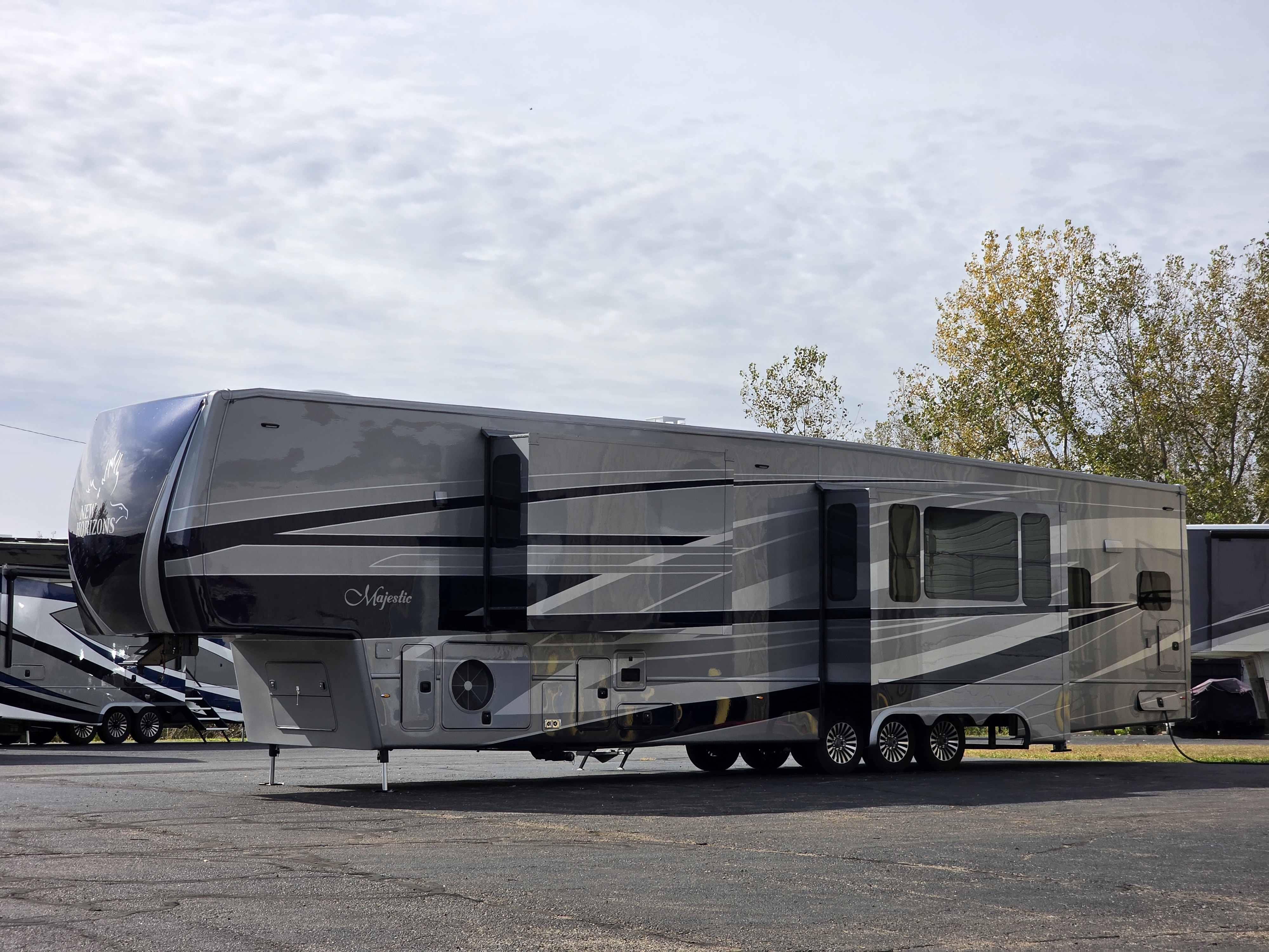 2026 New Horizons RVs for sale - RV Trader