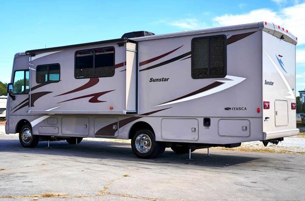 2014 Itasca SUNSTAR 31KE in lakeland FL