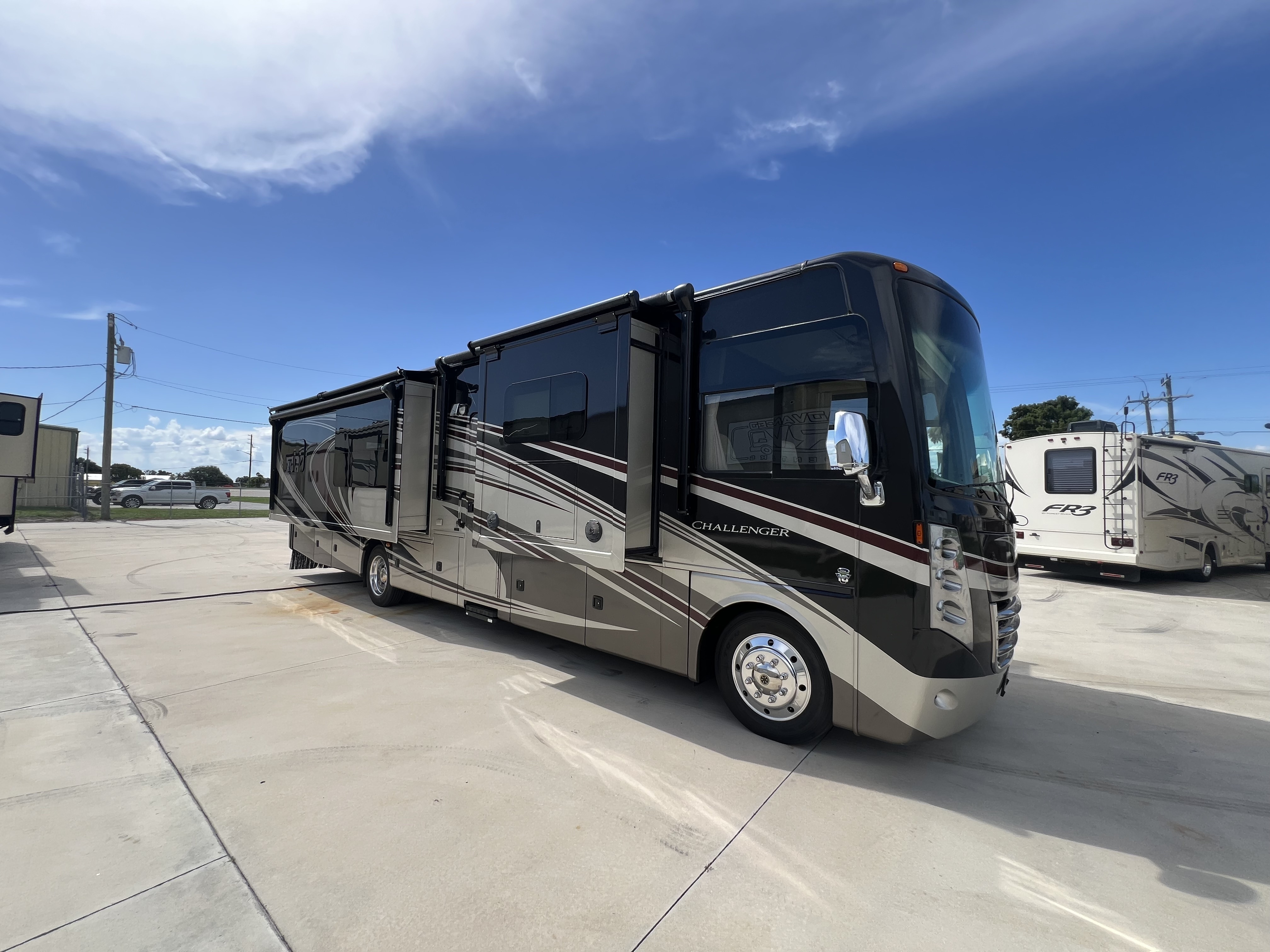 2015 Thor Motor Coach CHALLENGER 37KT RV