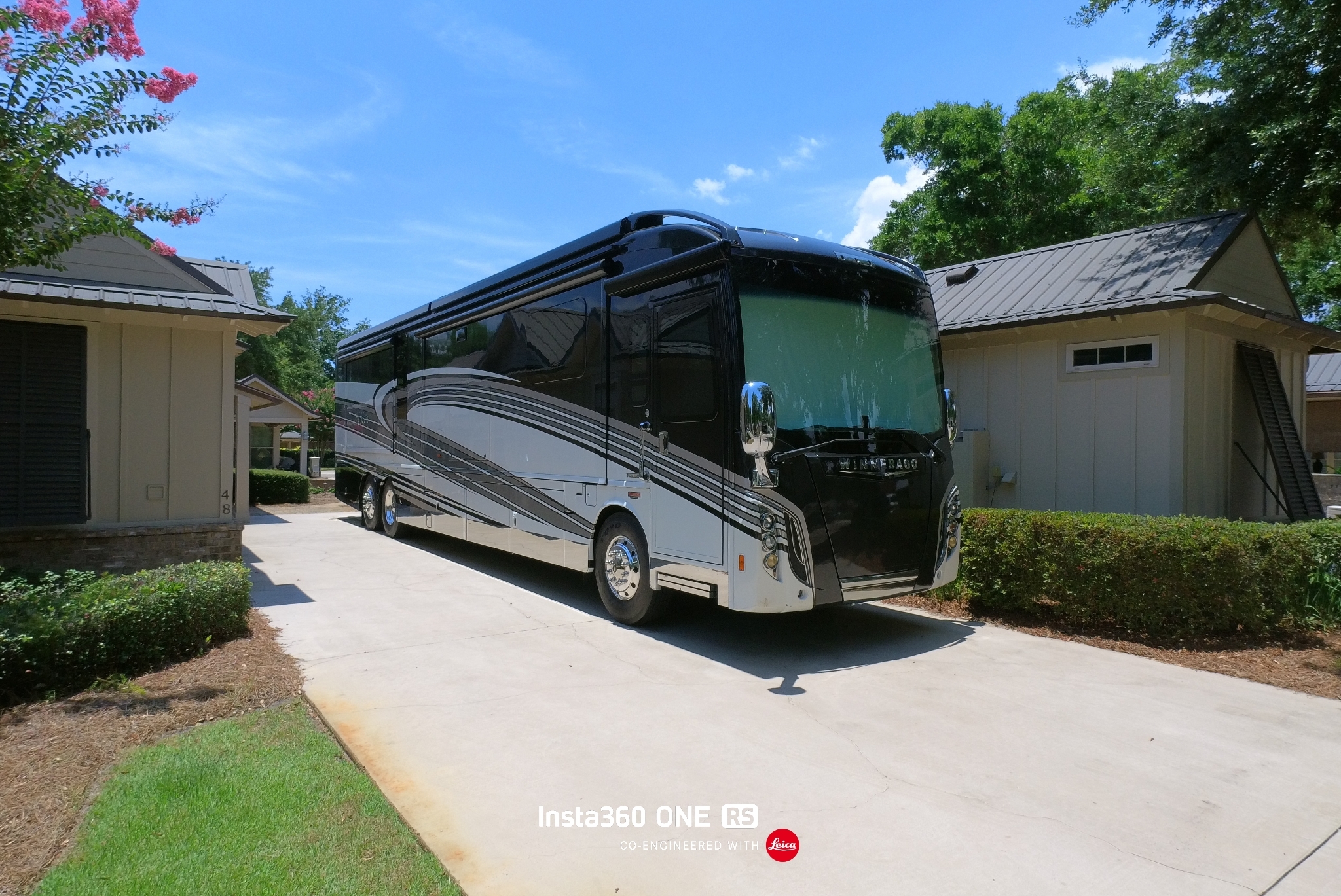 2017 Winnebago GRAND TOUR 45RL RV