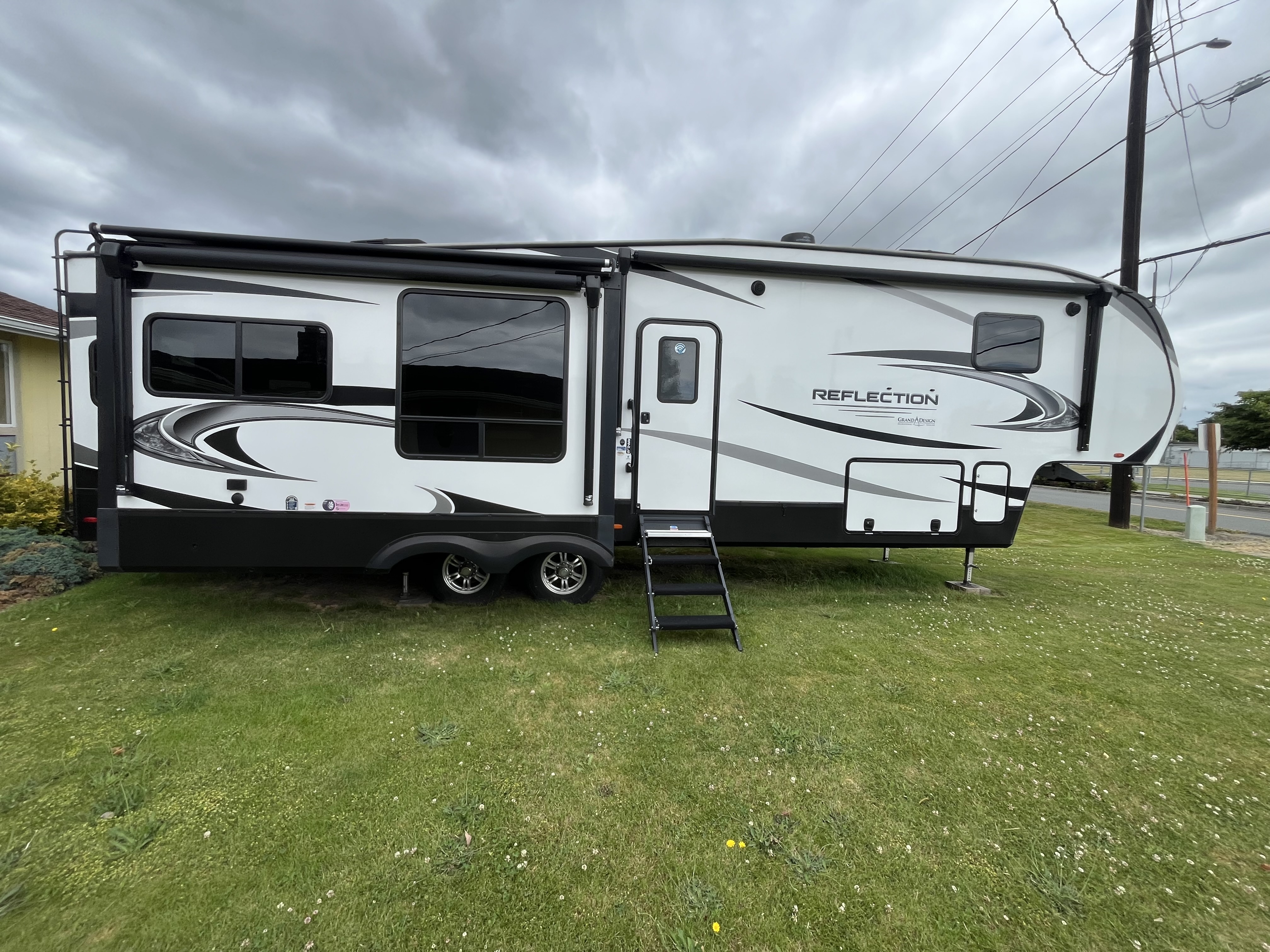 2022 Grand Design REFLECTION 337RLS RV