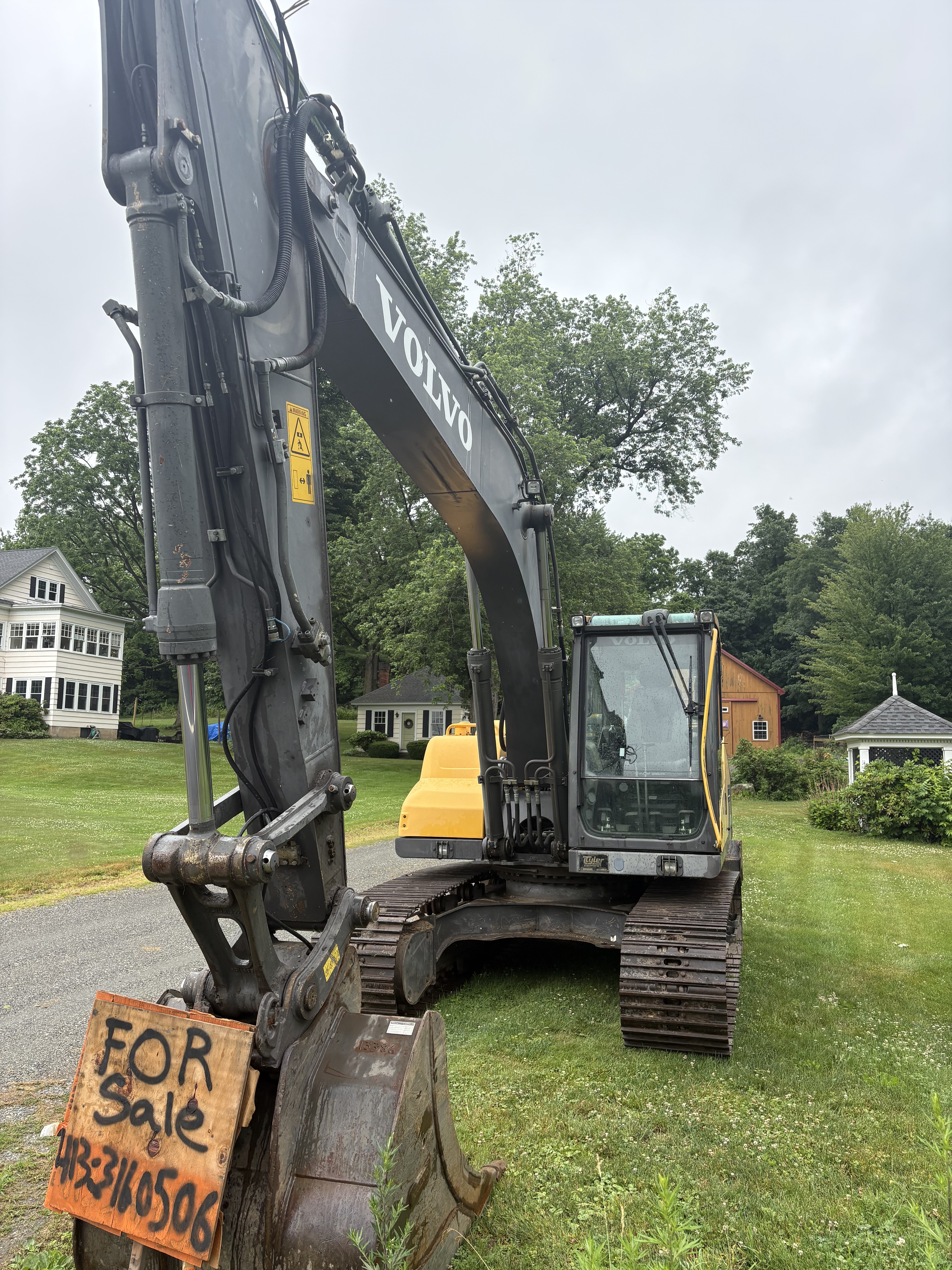 2014 VOLVO Ec160dl in Ellington, CT