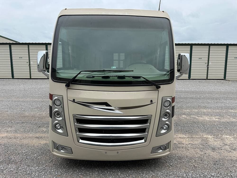 2018 Thor Motor Coach VEGAS 25.3 in lakeland FL