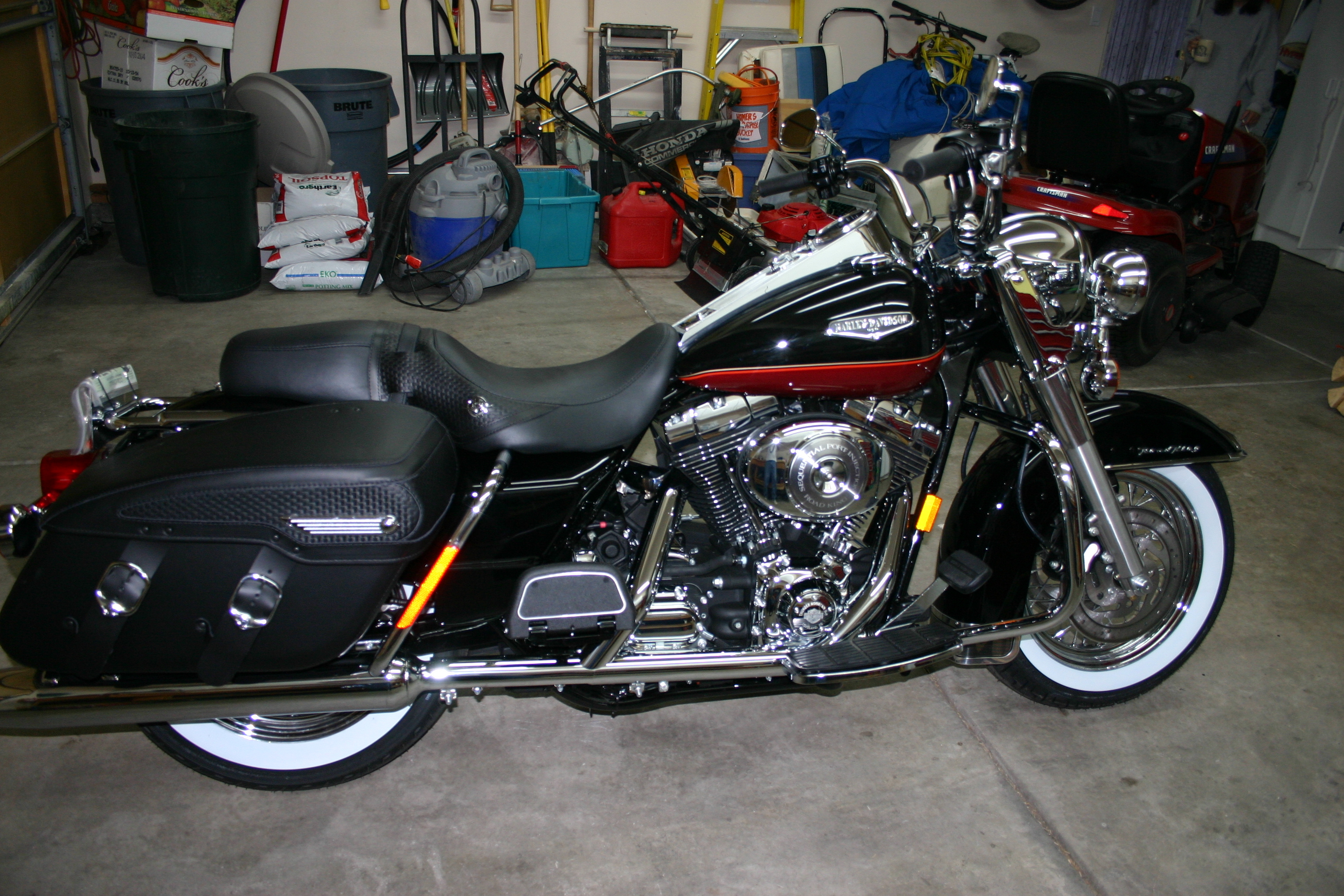 2005 Harley-Davidson ROAD KING CLASSIC CLASSIC in Fort Collins, CO