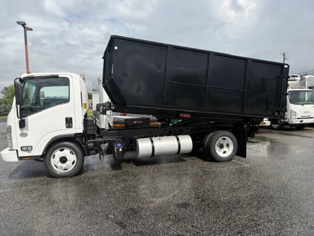 2023 ISUZU NQR in Pilesgrove, NJ