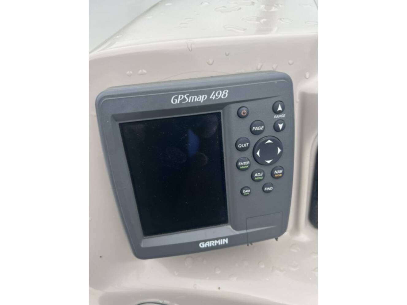 A photo of this 2006 Sea Ray 240 SD