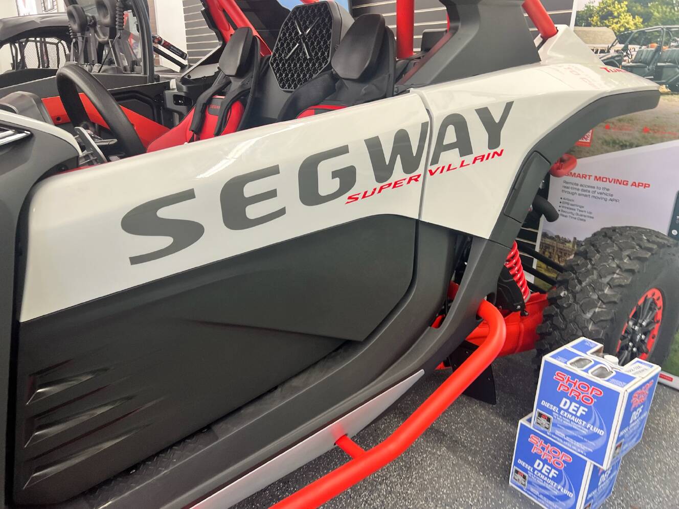 A photo of this 2026 Segway Powersports Super Villain SX20T