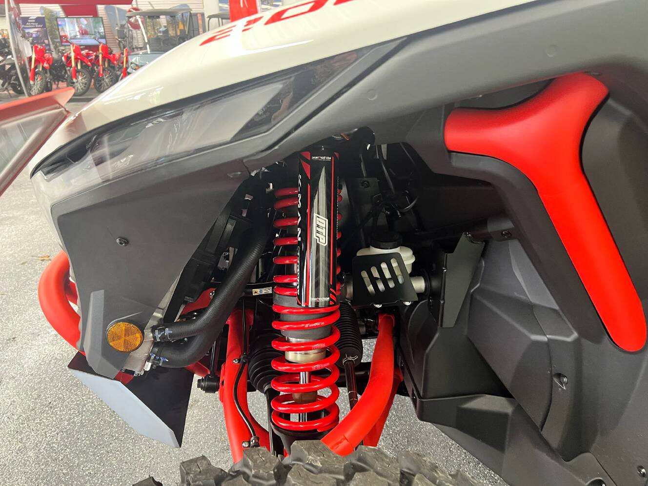 A photo of this 2026 Segway Powersports Super Villain SX20T