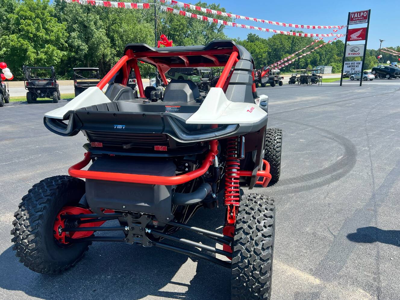 A photo of this 2026 Segway Powersports Super Villain SX20T