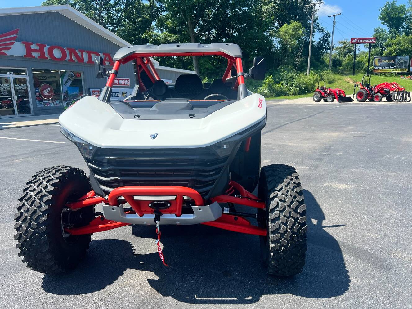 A photo of this 2026 Segway Powersports Super Villain SX20T