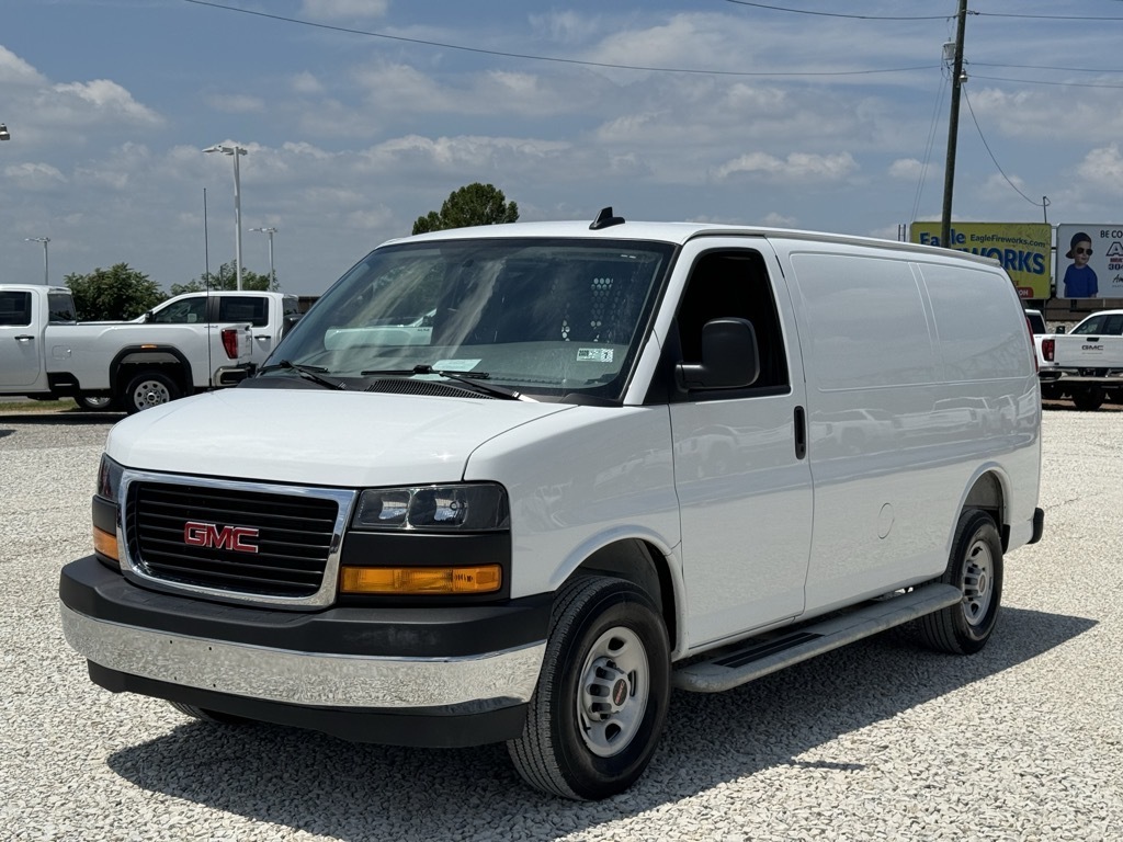 2025 GMC SAVANA 2500 in Saint Marys, WV