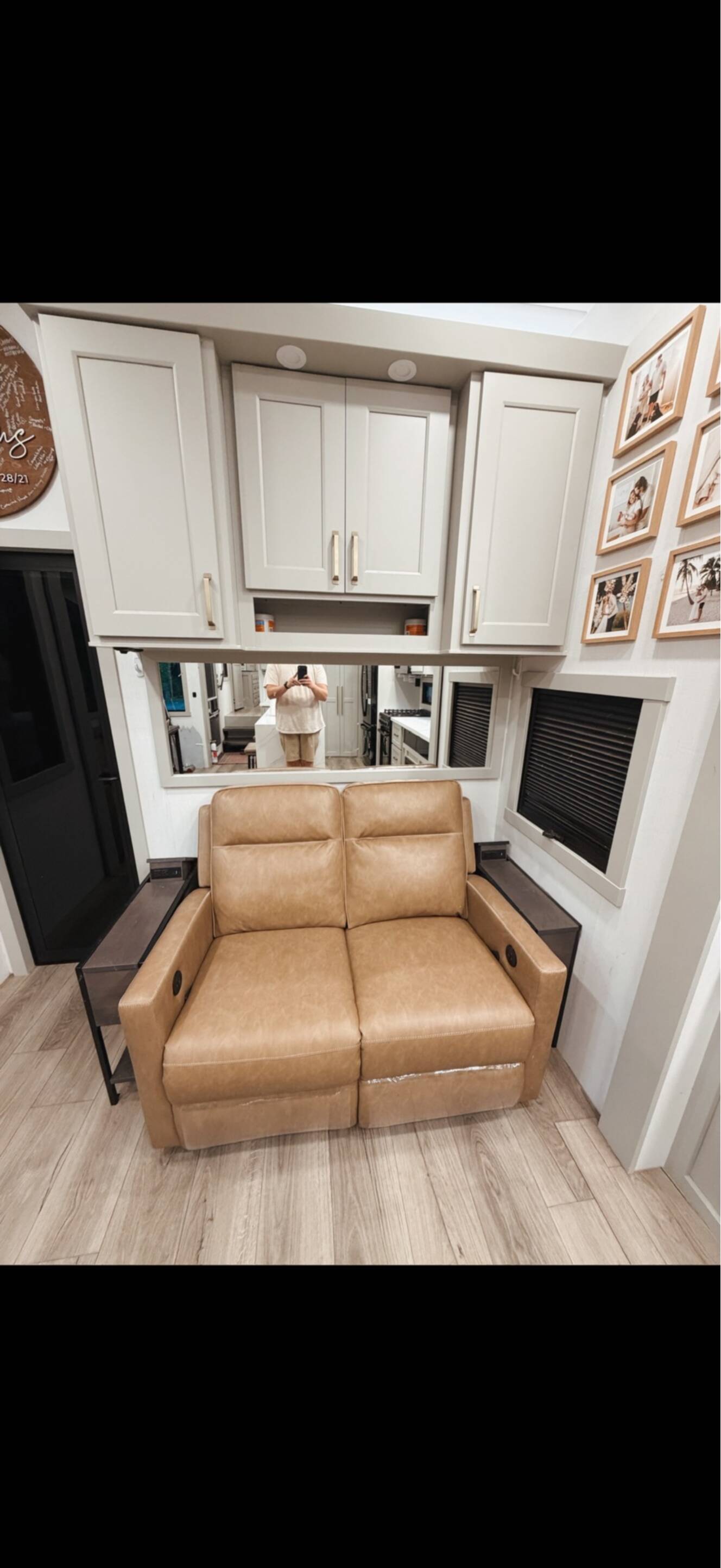 A photo of this 2025 Brinkley MODEL G 4100