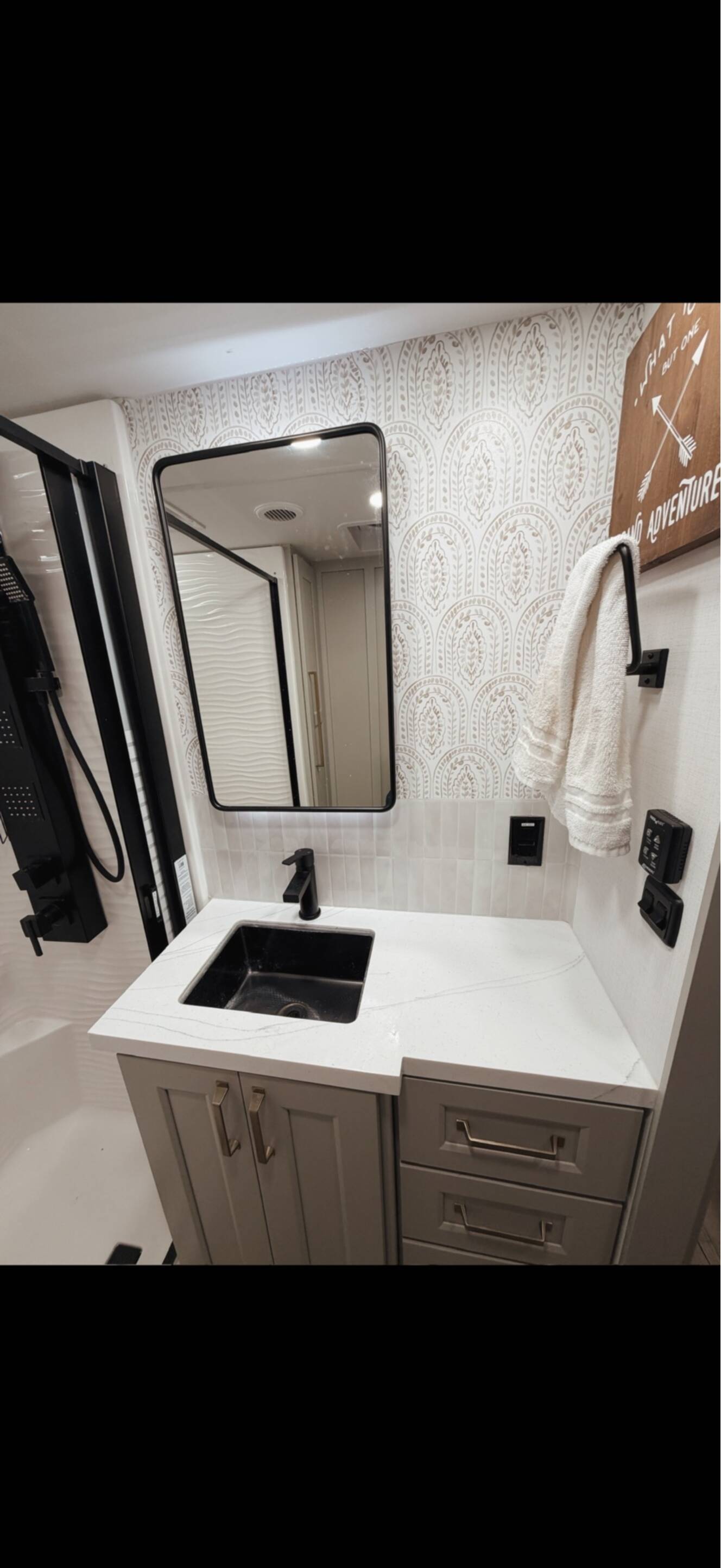 A photo of this 2025 Brinkley MODEL G 4100