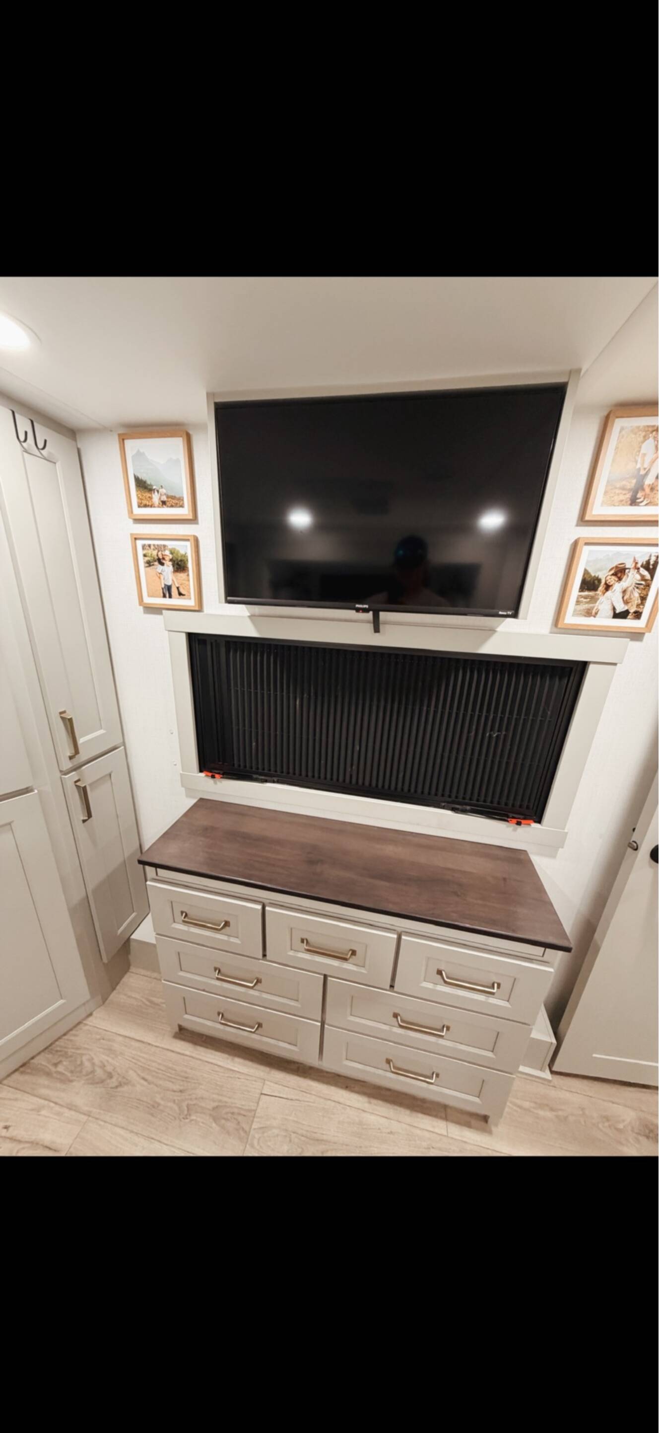 A photo of this 2025 Brinkley MODEL G 4100