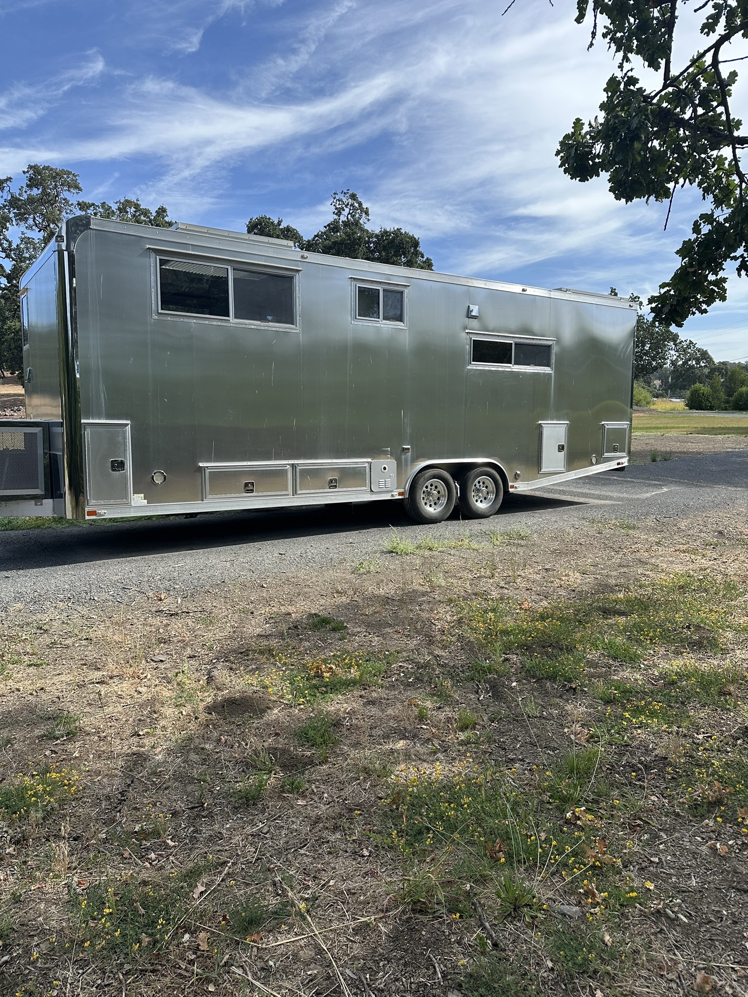 2018 Living Vehicle T-27 RV